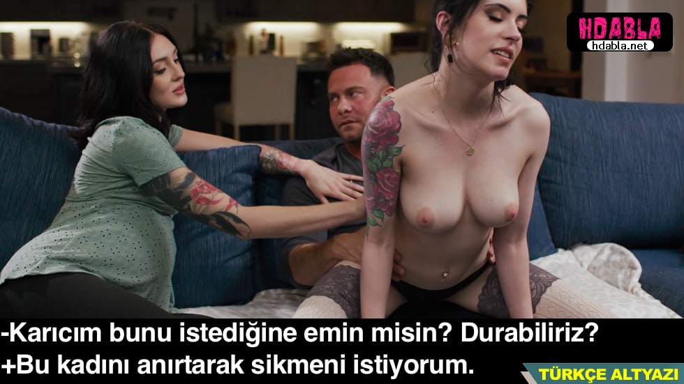 Hamile karım beni başka bir kadınla seks yaparken izlemek istiyor Hamile karım beni başka bir kadınla seks yaparken izlemek istiyor